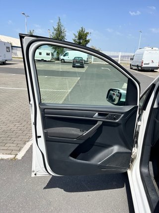 VW Caddy 2018 + TentBox: Tu hotel sin reservas