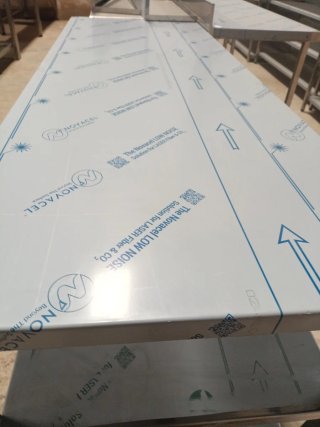 MESA CENTRAL LABOREO 190X70X85 MIRA MI PERFIL