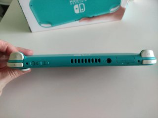 Nintendo Switch Lite turchese