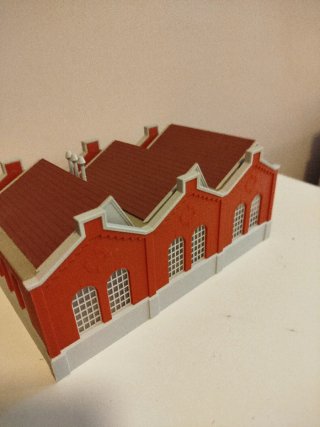 Edificio tren HO