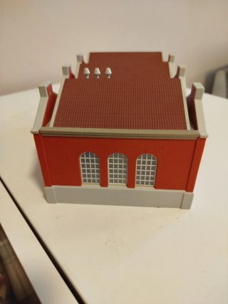 Edificio tren HO