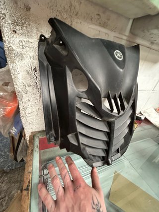 Rejilla frontal Yamaha Aerox 50 (2005)