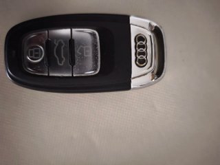 Llaves Audi A4 ORIGINALES  una a estrenar