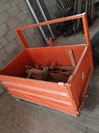 Cajón volquete para mini tractor