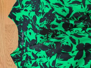 Vestido verde estampado ideal evento