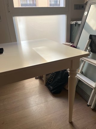 Tavolo estensibile bianco in legno Ikea