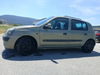 Renault Clio 2003
