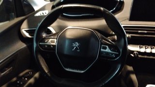 Peugeot 5008 PureTech 130 S&S Active 96 kW (130 CV)