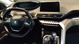 Peugeot 5008 PureTech 130 S&S Active 96 kW (130 CV)