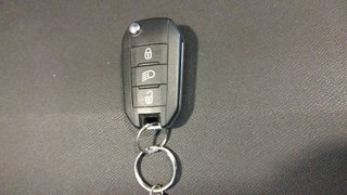 Peugeot 5008 PureTech 130 S&S Active 96 kW (130 CV)