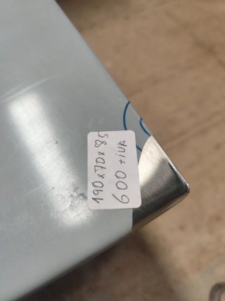 MESA ACERO INOXIDIBLE LABOREÓ MIRA MI PERFIL