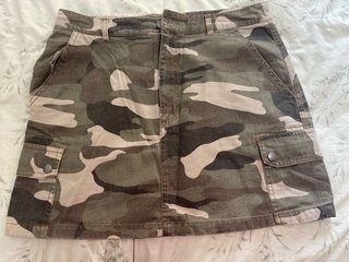 Minifalda militar camuflaje