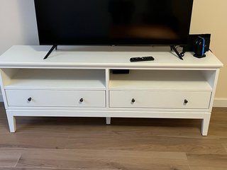 Mesa TV Ikea IDANÄS blanca
