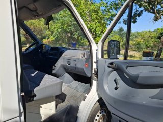 Mercedes-Benz eSprinter 2005