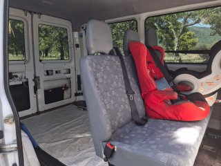 Mercedes-Benz eSprinter 2005