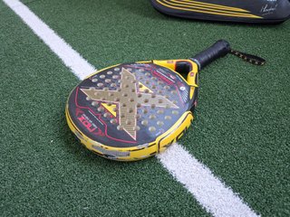 Pala NOX Magma Pro ML Series + Funda
