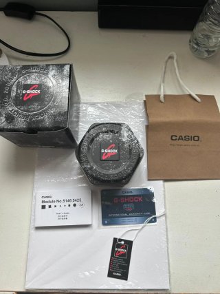 Reloj Casio G-Shock Plata y gris