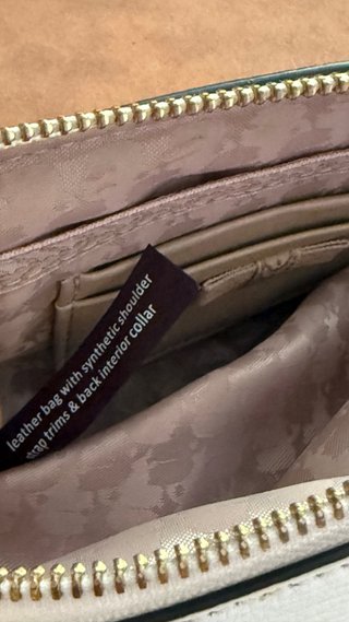 Bolso Karl Lagerfeld blanco y dorado
