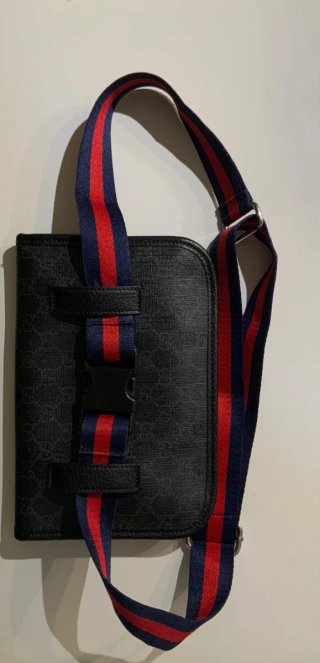 Riñonera Gucci Negra Multicolor