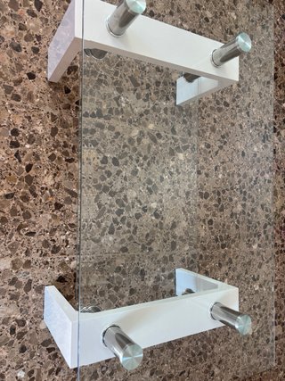 Mesita de salón cristal y metal