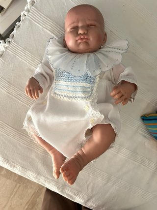Muñeco bebé realista