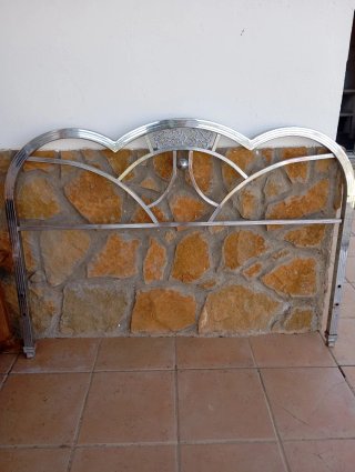 Cabecero de cama metálico niquel plateado