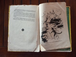 Antiguo libro del Gato con Botas
