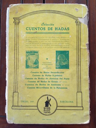 Antiguo libro del Gato con Botas