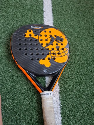 Pala de padel justen