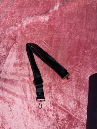 Bolso de viaje negro con monograma