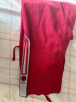 Kimono Mugendo Rojo Artes Marciales