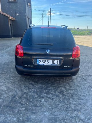 Peugeot 207 2011