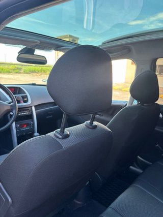 Peugeot 207 2011
