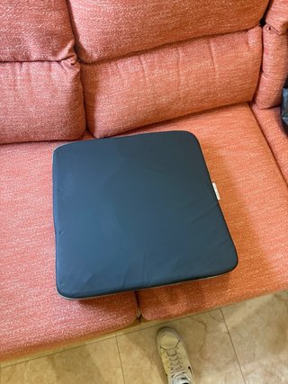Silla de ruedas con cojín antiescaras  de regalo