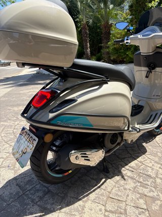 Vespa 125S Edición Limitada Beige
