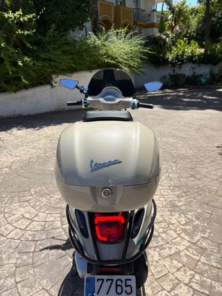 Vespa 125S Edición Limitada Beige