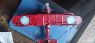 Avión Biplano Hojalata Vintage Rojo con Estrella