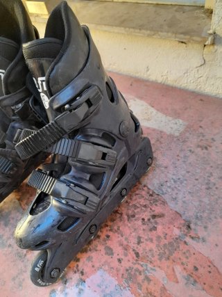 Patines  del n 37 antiguo con poco uso