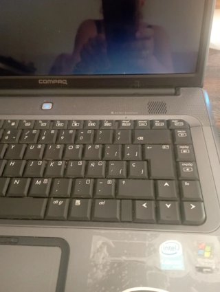 Compaq Intel Celeron Portátil 2.13GHz
