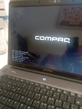 Compaq Intel Celeron Portátil 2.13GHz