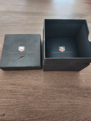Caja y documentación TAG Heuer Professional