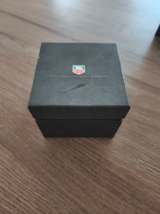 Caja y documentación TAG Heuer Professional