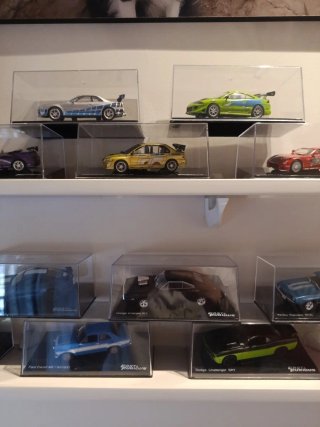 Coche F&F  1:43