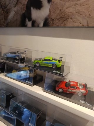 Coche F&F  1:43