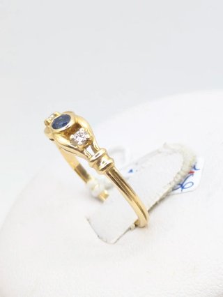 Anillo Oro 18k Zafiro y Diamantes