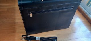 Cartera porta documentos negra