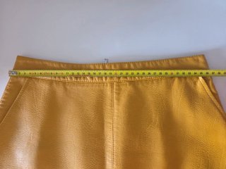 Falda Zara color mostaza