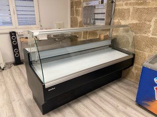 Vitrina expositora Docriluc 2m negra