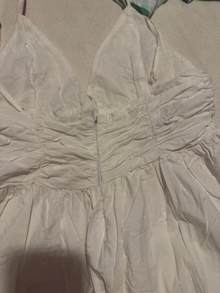 Vestido Zara blanco bordado