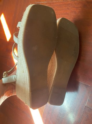 Sandalias cuña esparto beige